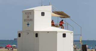 Poste de secours plage de Rochelongue
